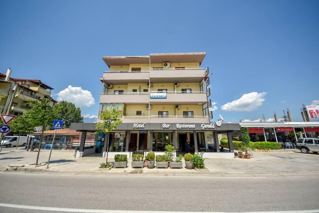 Hotel Geraldo Gjirokaster Exterior photo